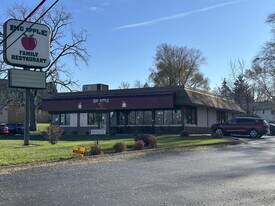 Big Apple Restaurant Freeport IL - Drive Through Restaurant