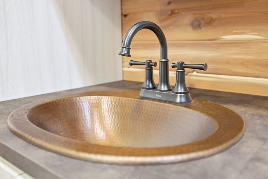 1374 Peter Pond Rd, Ashland City, TN for sale - Building Photo - Image 3 of 85