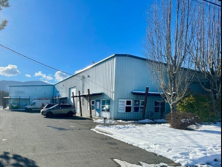 1985 Boxwood Rd, Nanaimo, BC à louer Photo du bâtiment- Image 1 de 3