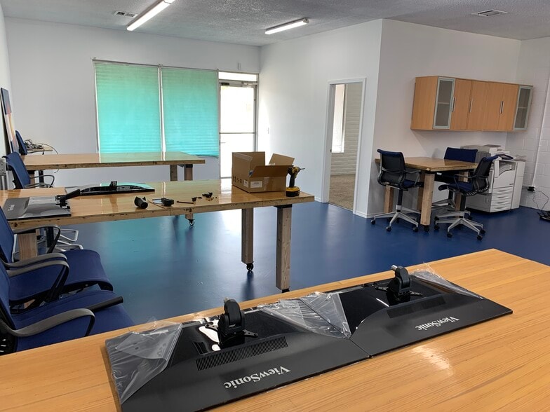 1136 Kimbark St, Longmont, CO for lease - Building Photo - Image 3 of 11