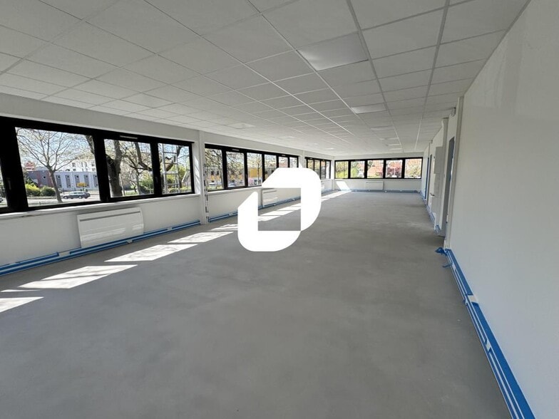 11 Rue Du Tanin, Lingolsheim for lease - Interior Photo - Image 3 of 17