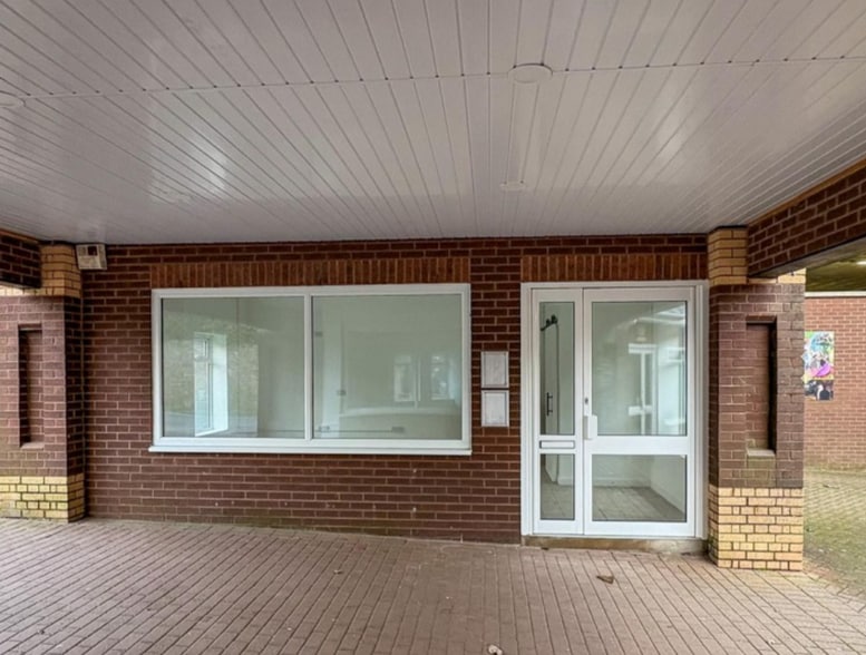 Upper Park Rd, Tenby for lease - Building Photo - Image 2 of 3