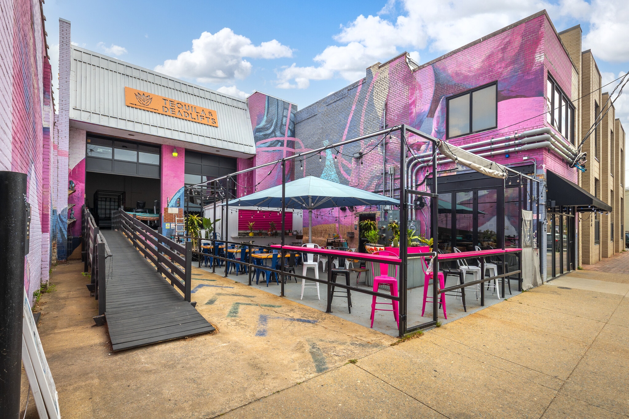 2614 W Cary St, Richmond, VA for sale Building Photo- Image 1 of 62