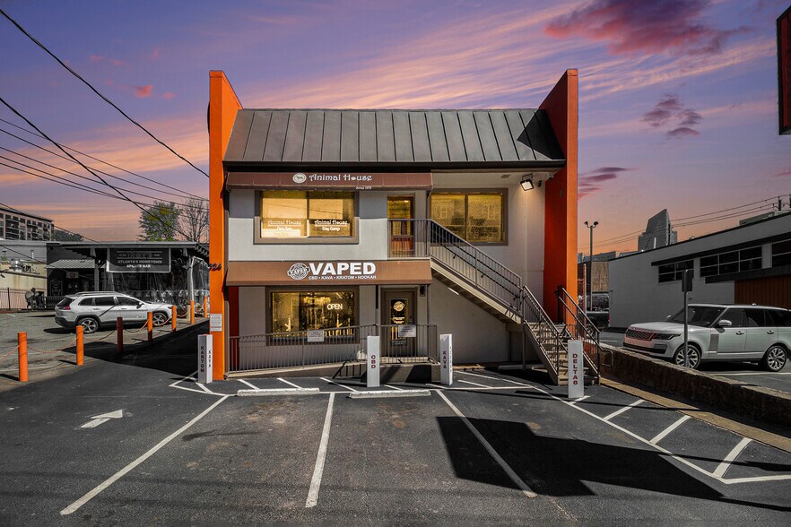 324 E Paces Ferry Rd NE, Atlanta, GA à louer - Photo du bâtiment - Image 2 de 43