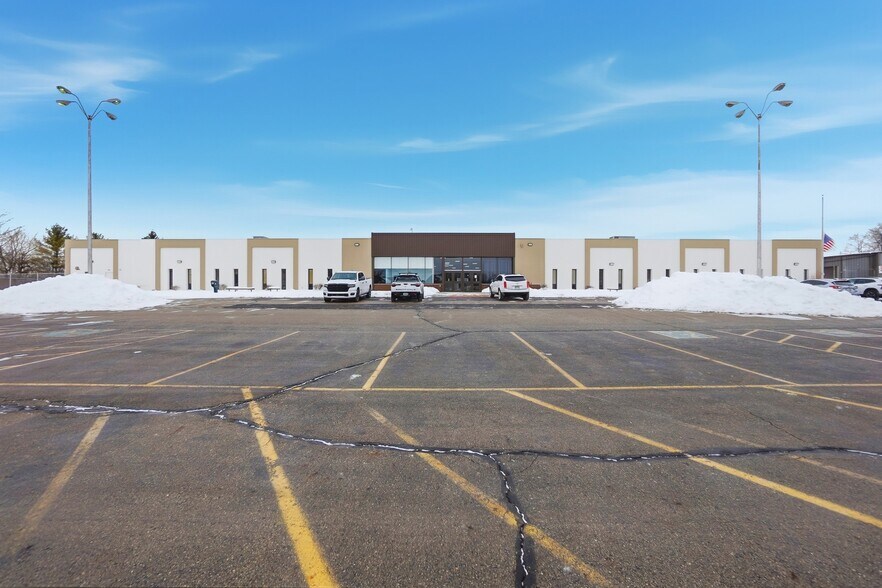 110 Leffel Ln, Springfield, OH à louer - Photo du bâtiment - Image 2 de 26