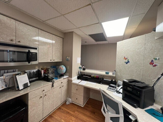 2100 SE Ocean Blvd, Stuart, FL à louer - Photo principale - Image 1 de 12