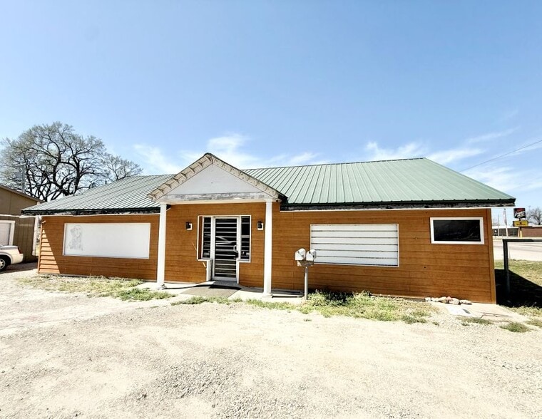 515 W Doolin Ave, Blackwell, OK à vendre - Photo du bâtiment - Image 2 de 5
