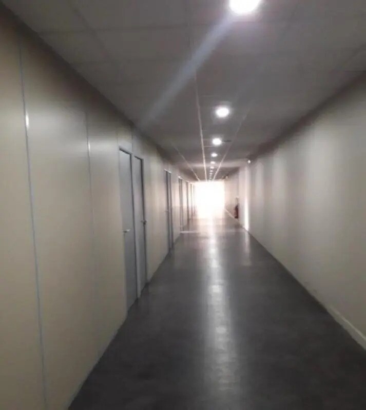 Industriel dans Corbas à louer Photo du bâtiment- Image 1 de 1