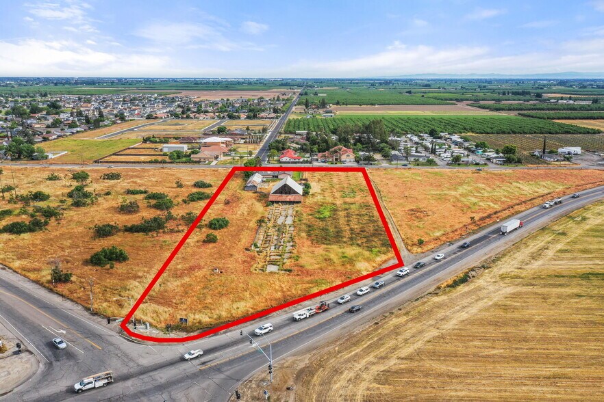 5000 Nunes Rd, Turlock, CA à vendre - Aérien - Image 3 de 25