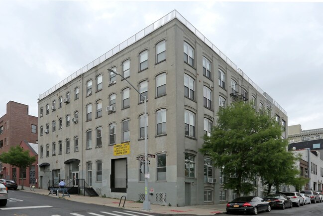 More details for 18-24 Bridge St, Brooklyn, NY - Office, Office/Retail for Lease