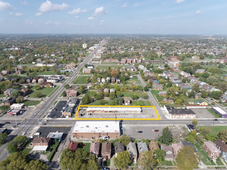 3406-3430 Joy Rd, Detroit, MI à vendre - Photo du bâtiment - Image 1 de 5