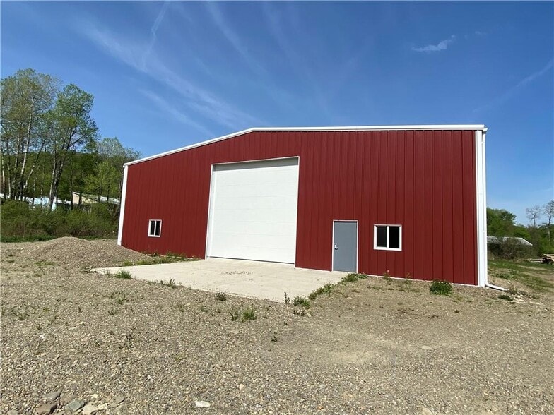 5 Mill Lane, Kane, PA for sale - Primary Photo - Image 1 of 19