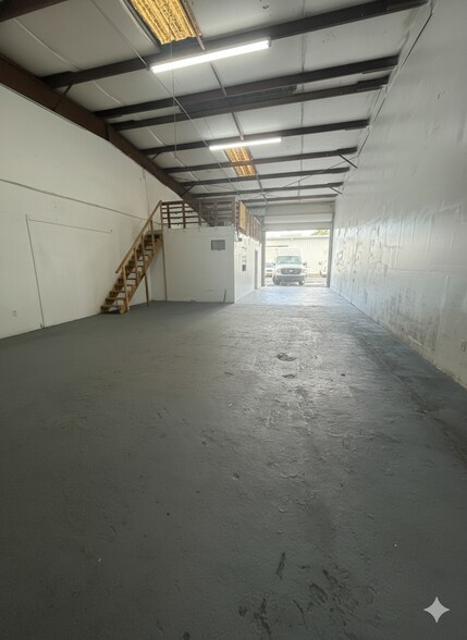 401 Enterprise St, Ocoee, FL à louer - Photo du bâtiment - Image 2 de 6