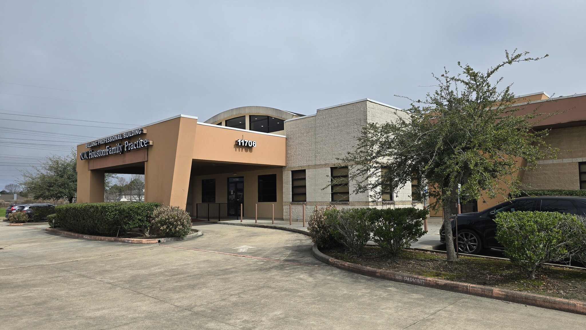11706 Fallbrook Dr, Houston, TX for sale Building Photo- Image 1 of 16