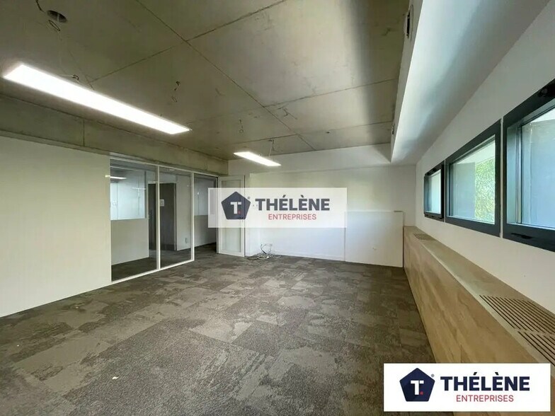 Office in Lattes for sale - Interior Photo - Image 2 of 11