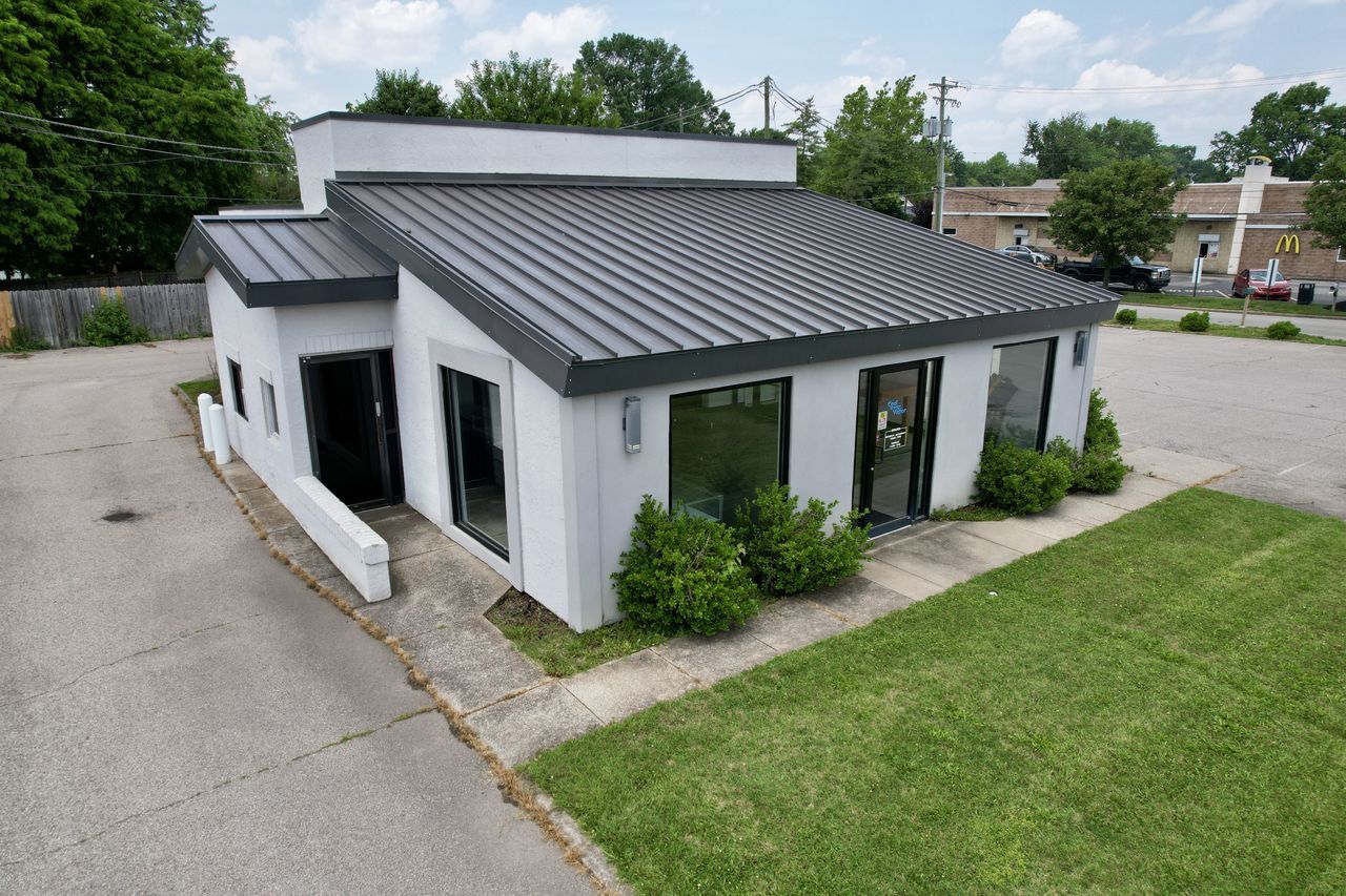 2615 Charlestown Rd, New Albany, IN à louer Photo principale- Image 1 de 22