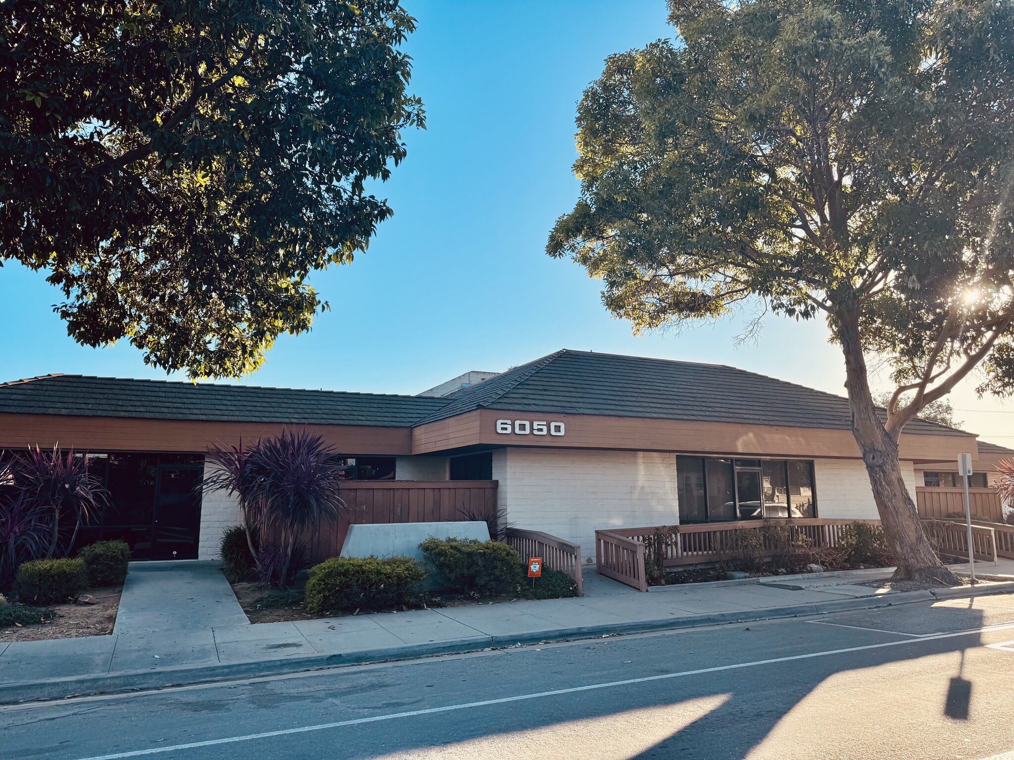 6050 Seahawk St, Ventura, CA for lease Primary Photo- Image 1 of 9