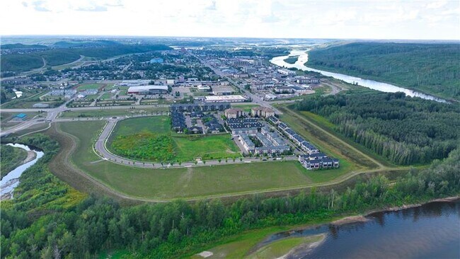 Plus de détails pour Longboat Landing – Terrain à vendre, Fort McMurray, AB