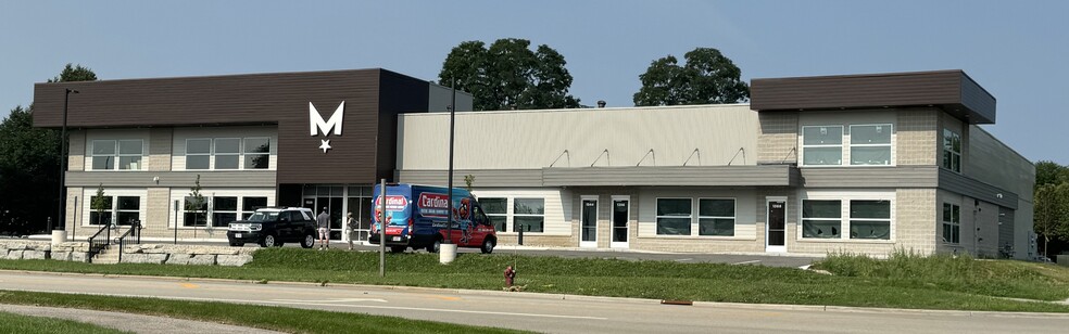 1320 N Bristol St, Sun Prairie, WI for lease - Building Photo - Image 1 of 8