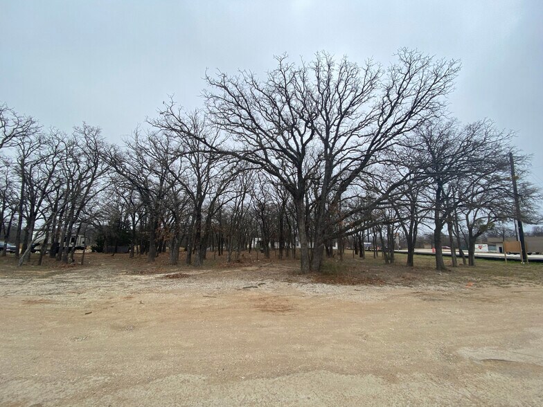 9067 Teasley Ln, Denton, TX à vendre - Photo du bâtiment - Image 3 de 6