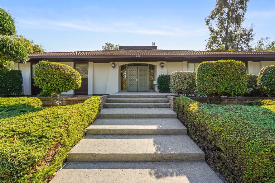 3162 Newberry Dr, San Jose, CA à louer - Photo du bâtiment - Image 1 de 10