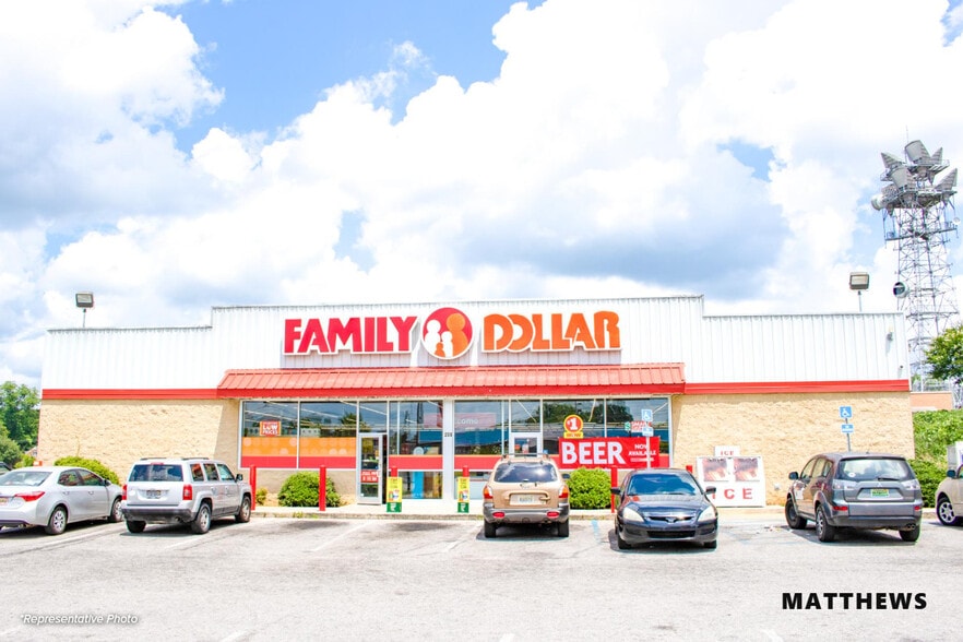 63 Depot Ave, Eminence, KY for sale - Building Photo - Image 2 of 3