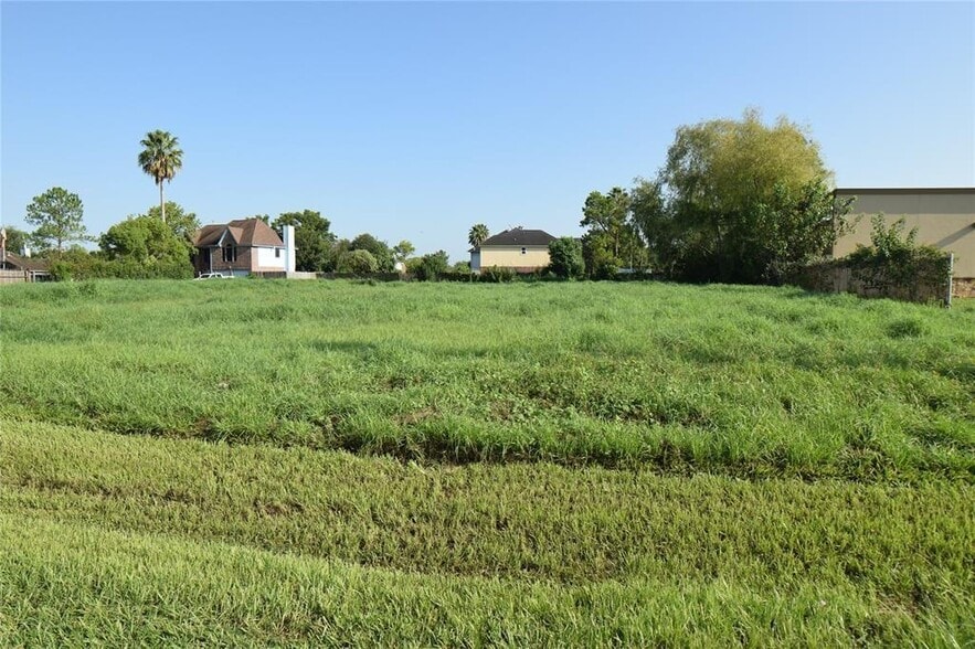 14770 Cullen Blvd, Houston, TX for sale - Building Photo - Image 3 of 5