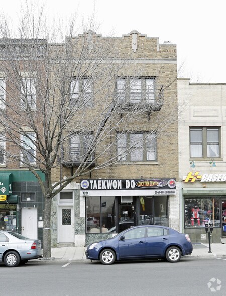 7321 Broadway, North Bergen, NJ à louer - Photo du bâtiment - Image 3 de 3