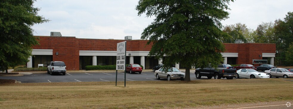 895 Martin Rd, Huntsville, AL à vendre - Photo du bâtiment - Image 3 de 12