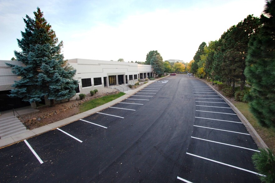 100 Technology Drive portefeuille de 3 propriétés à vendre sur LoopNet.ca - Photo du bâtiment - Image 3 de 11