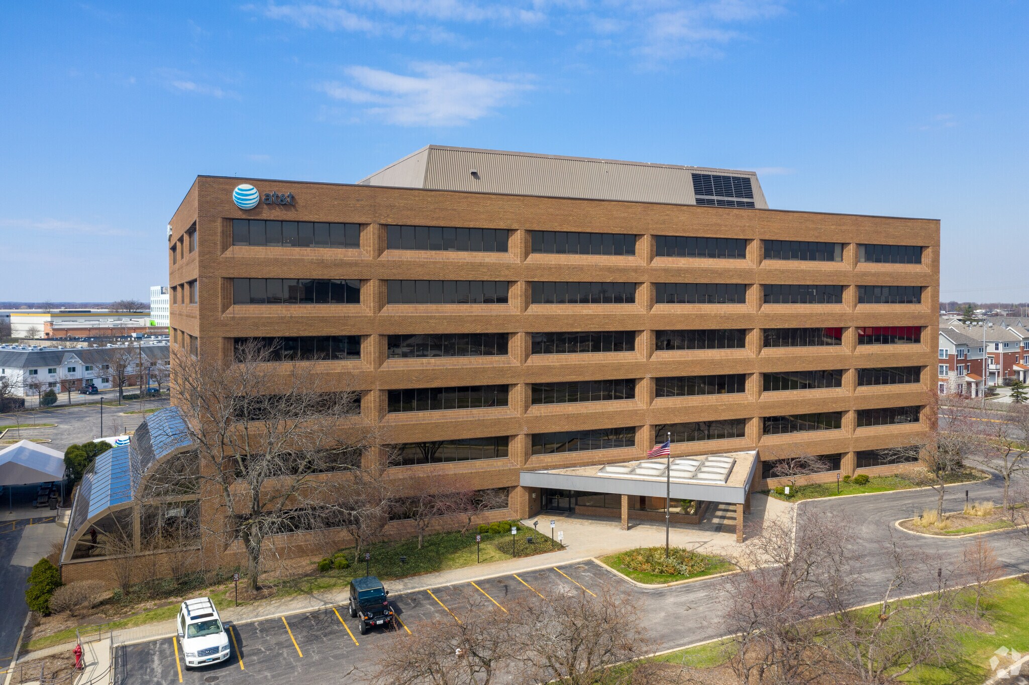 95 W Algonquin Rd, Arlington Heights, IL for lease Primary Photo- Image 1 of 5