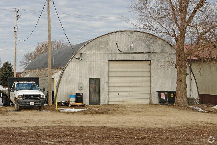 2660.5 Morristown Blvd W, Faribault, MN for sale - Building Photo - Image 2 of 2