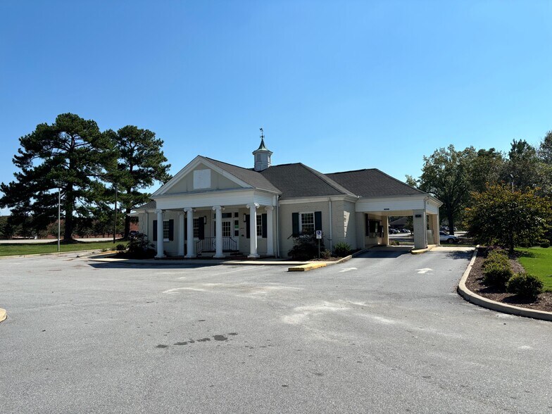 305 New Neely Ferry Rd, Mauldin, SC à louer - Photo du bâtiment - Image 3 de 12
