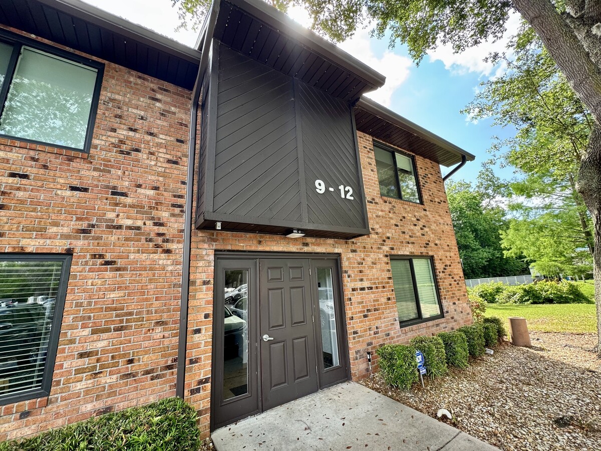 555 W Granada Blvd, Ormond Beach, FL 32174 - Unit G-12 -  - Interior Photo - Image 1 of 11