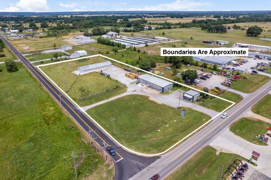 64050 E 290 Rd, Grove, OK à vendre - Photo du bâtiment - Image 2 de 10