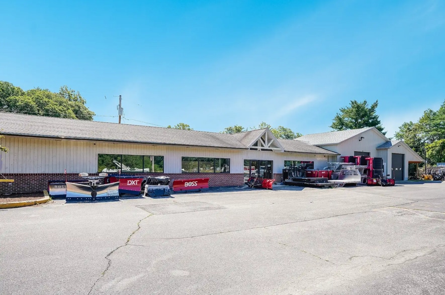 818 White Mountain Hwy, Milton, NH for sale - Building Photo - Image 2 of 20