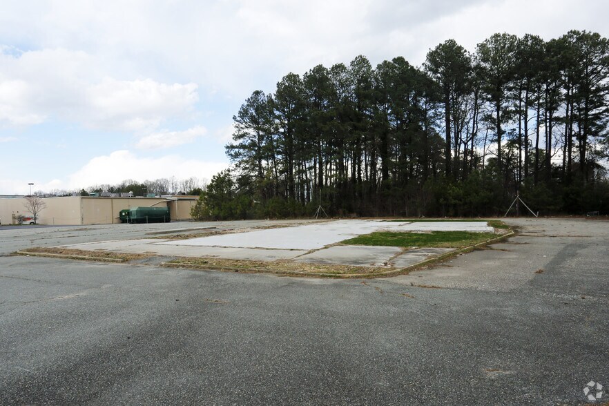 817 Merrimac Trl, Williamsburg, VA à vendre - Photo principale - Image 2 de 8