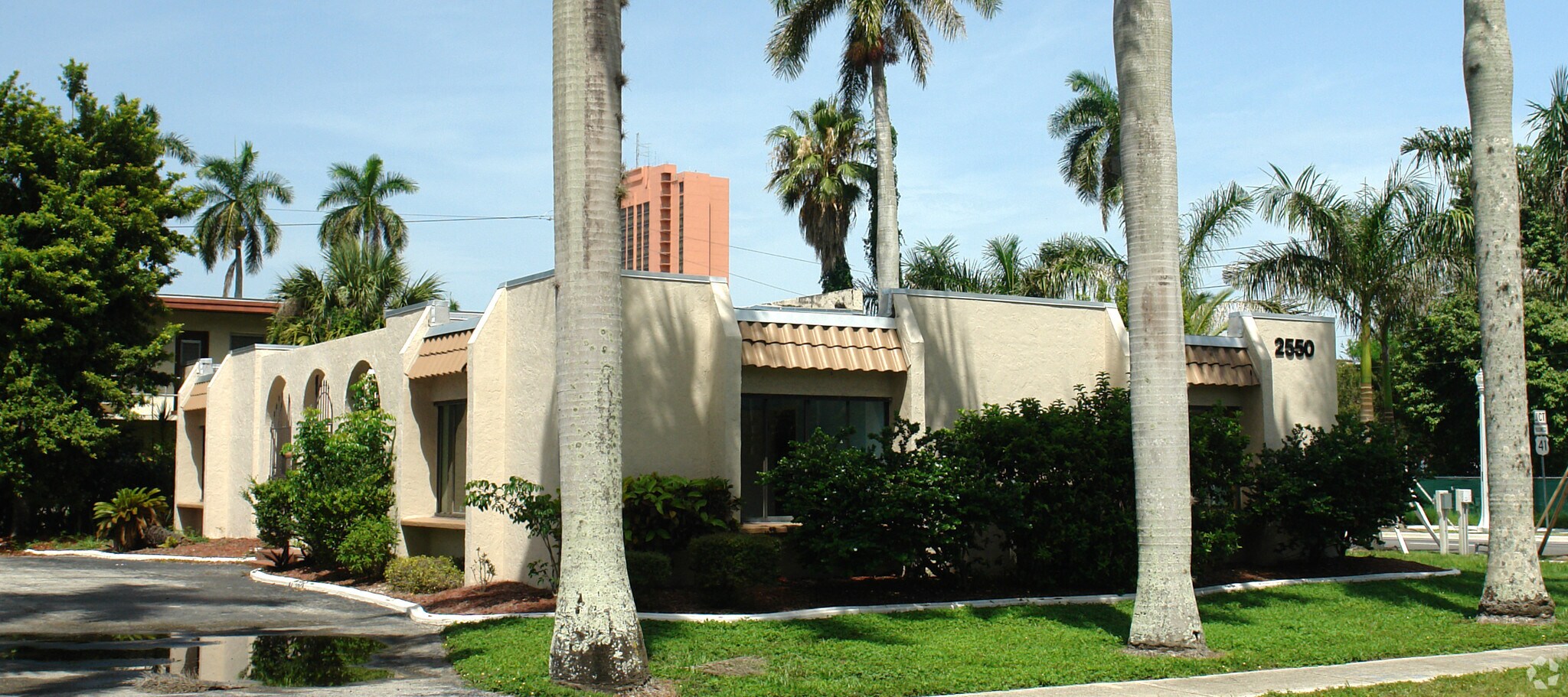 2548-2550 First St, Fort Myers, FL à louer Photo du bâtiment- Image 1 de 37