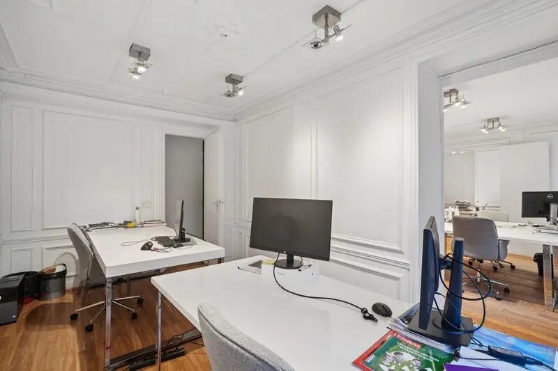 41 Rue Saint-Augustin, Paris for lease - Interior Photo - Image 2 of 15