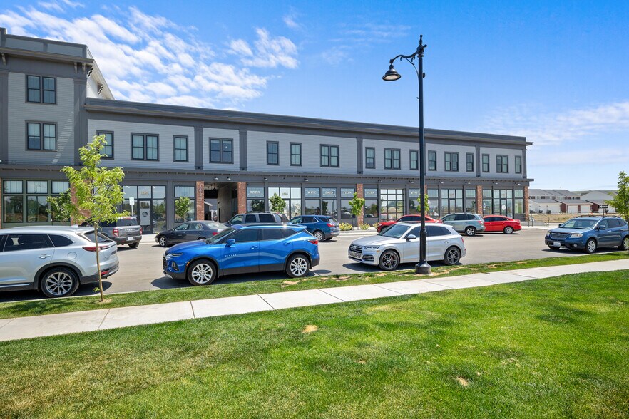 1625 Annafeld Pky E, Billings, MT à vendre - Photo du bâtiment - Image 2 de 40