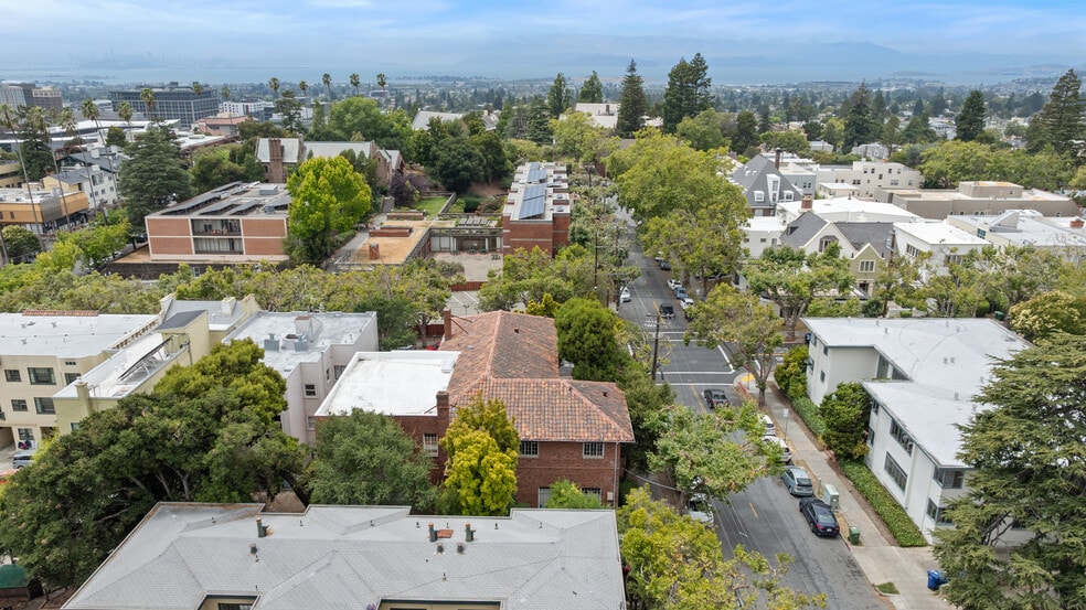 2510 Le Conte Ave, Berkeley, CA for sale - Building Photo - Image 2 of 10