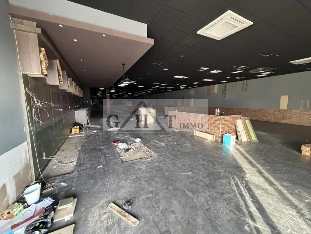 Retail in Brétigny-sur-Orge for sale Interior Photo- Image 1 of 3