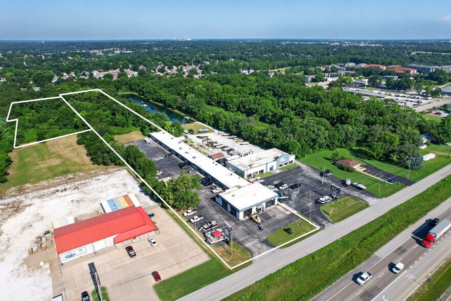 5601 S Campbell Ave, Springfield, MO à vendre - Photo du bâtiment - Image 2 de 56