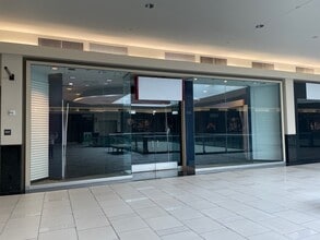 9301 Tampa Ave, Northridge, CA for lease Interior Photo- Image 1 of 1