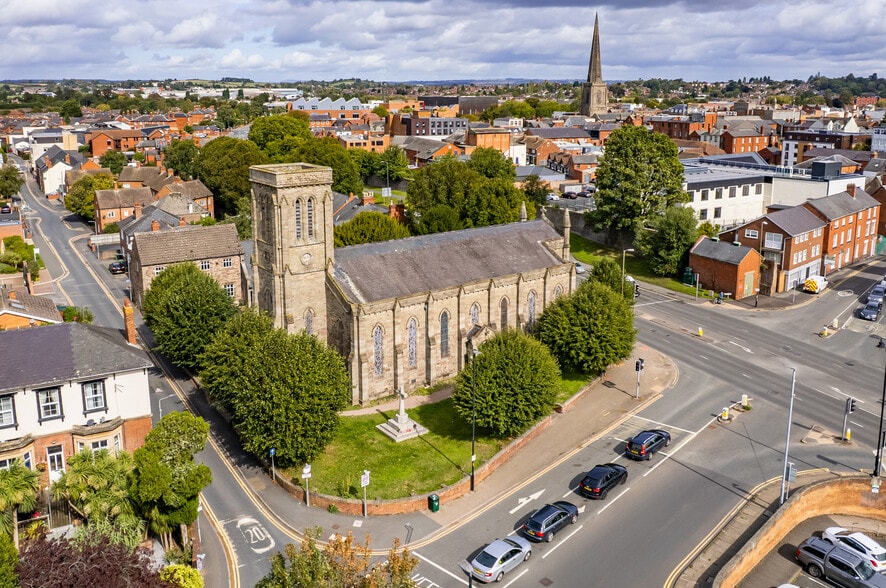 Former Church and St. Nicholas House portfolio of 2 properties for sale on LoopNet.ca - Building Photo - Image 2 of 13