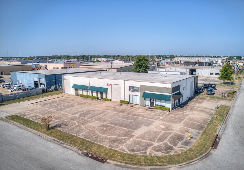 4404-4408 S 100th Ave, Tulsa, OK for sale - Building Photo - Image 1 of 7