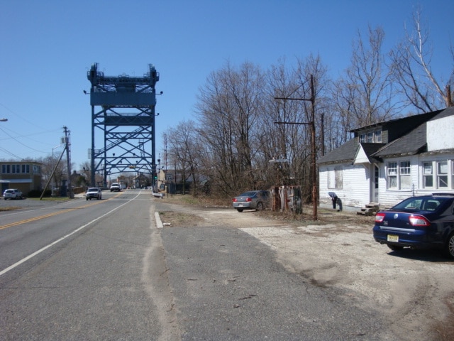 6 Crown Point Rd, West Deptford, NJ for sale - Building Photo - Image 2 of 11
