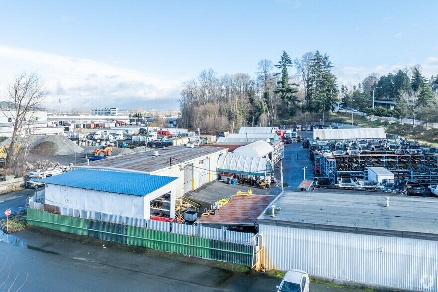 12905 King George Blvd, Surrey, BC à vendre - Aérien - Image 2 de 5