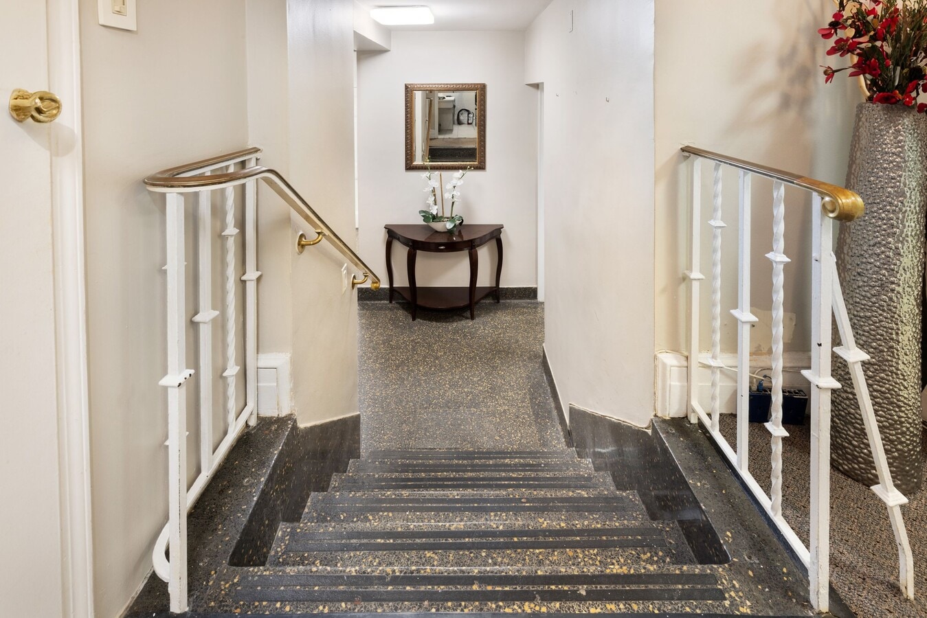 893-899 Park Ave, New York, NY 10075 - Unit 1B - - Interior Photo - Image 2 of 2