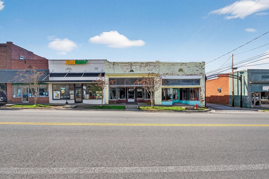 130-134 King St, Keysville, VA for sale - Building Photo - Image 3 of 11